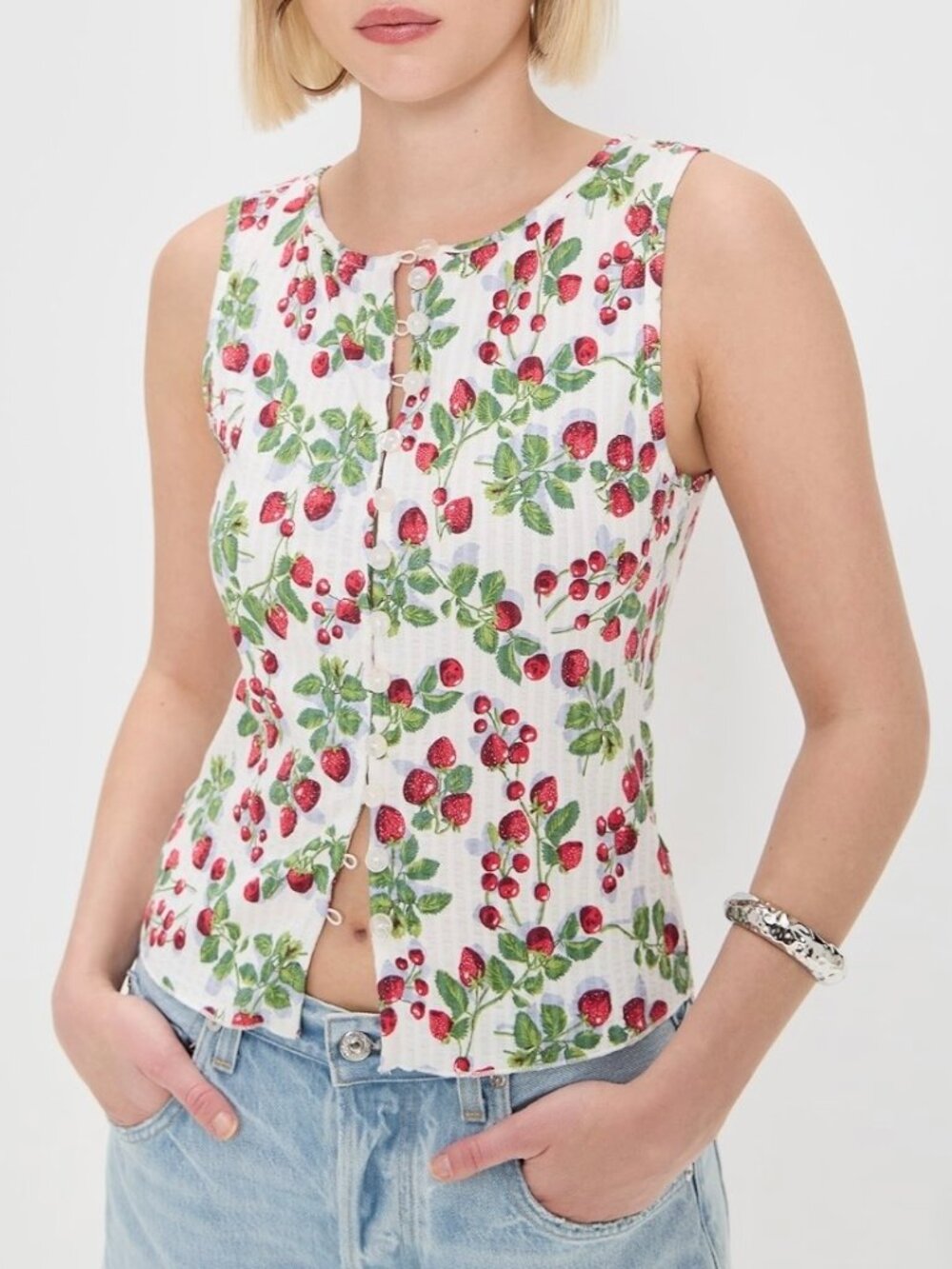 NWT FREE PEOPLE TILLY STRAWBERRY PRINT VEST TOP L - Picture 5 of 7